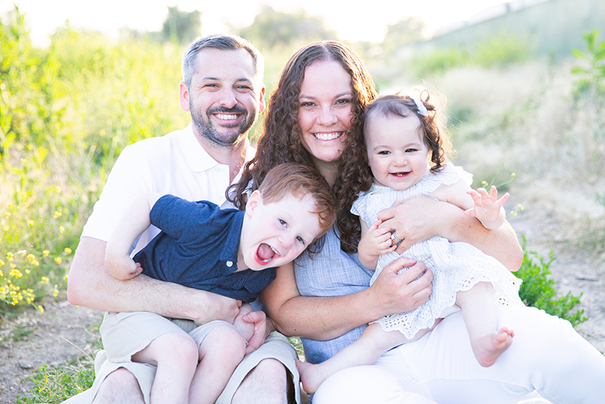 Newborn Photography With Parents | Family Pose | Kenna Kay Photography