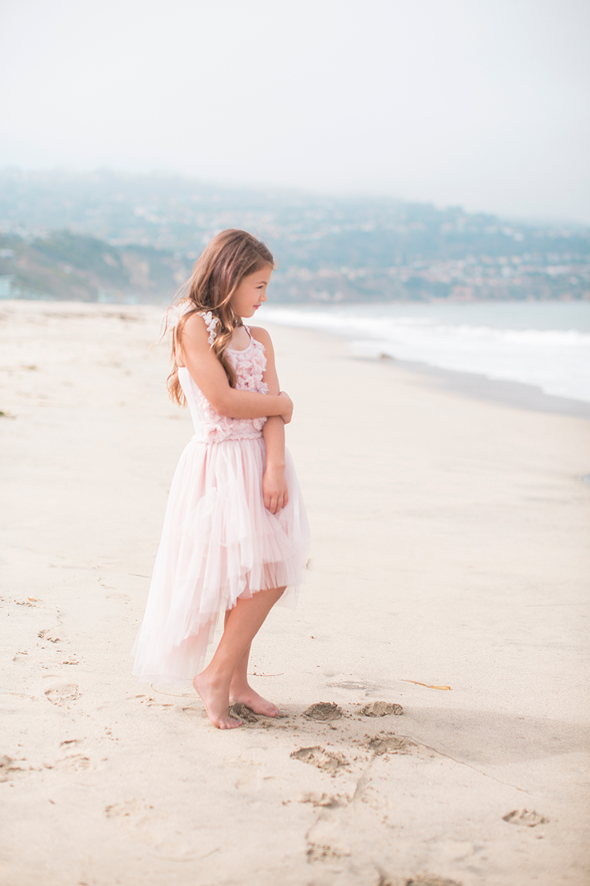 Manhattan Beach Photographer- girl at the beach