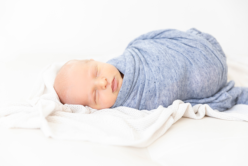 Newborn with toddler photography