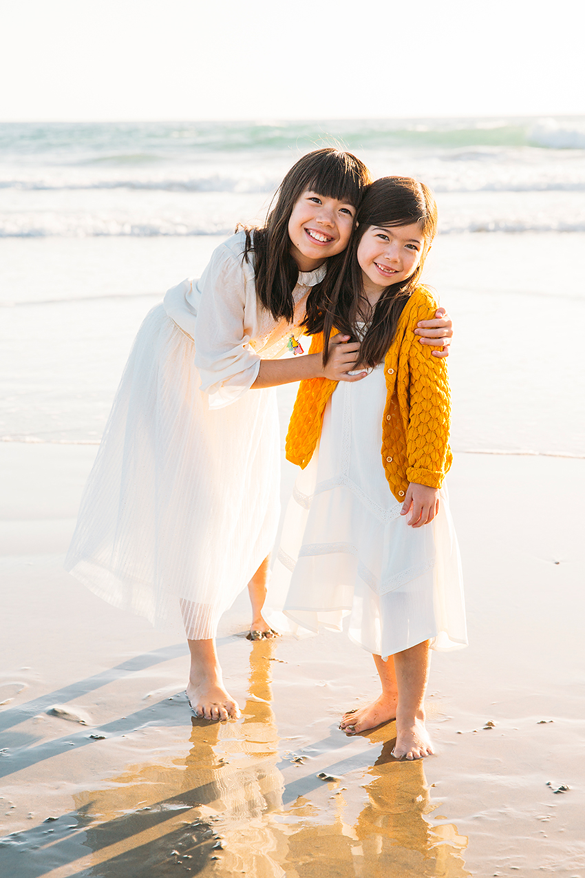 What to Wear for Outfits for Family Photos at the Beach