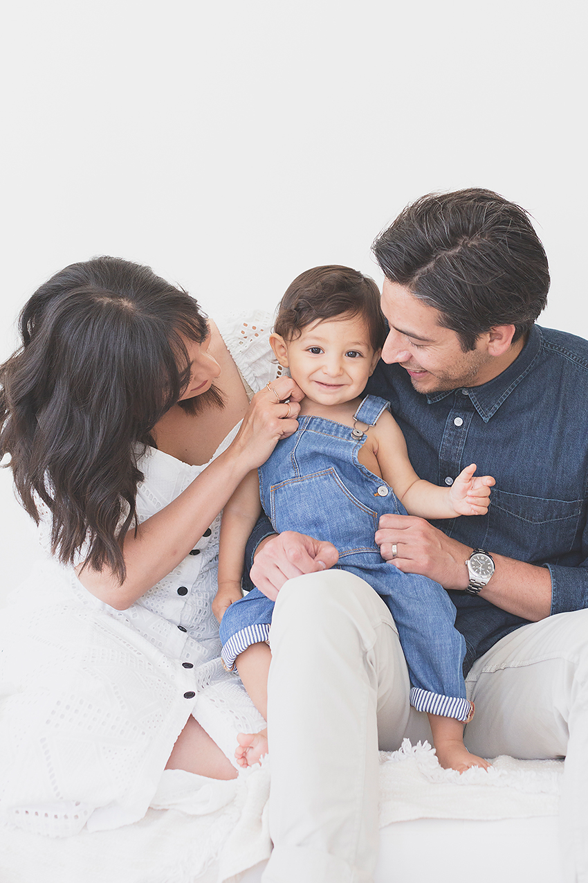 studio family portraits with toddler