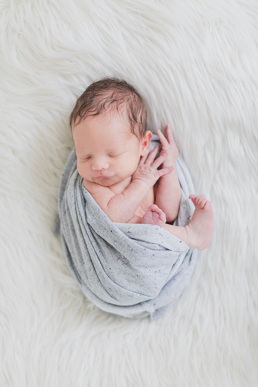 newborn photography poses