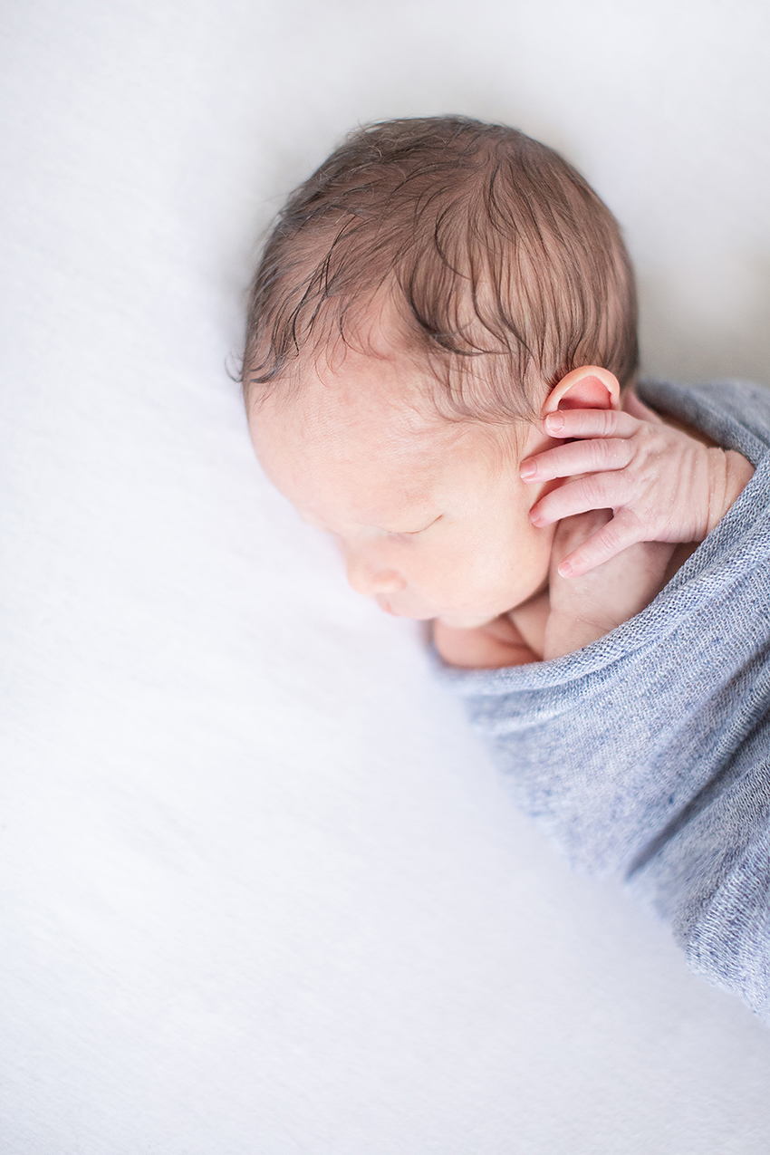 newborn photography poses